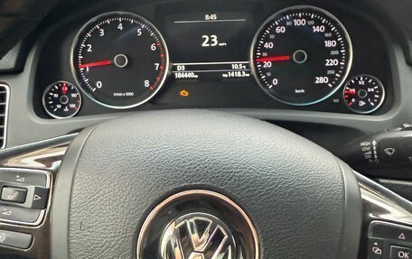 Volkswagen Touareg III, 2012 год, 1 400 000 рублей, 7 фотография