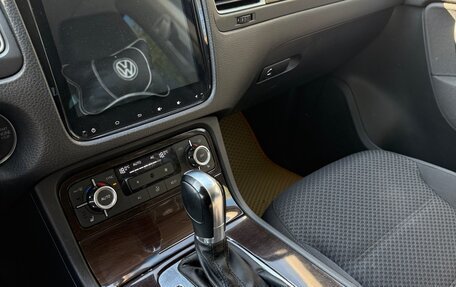 Volkswagen Touareg III, 2012 год, 1 400 000 рублей, 13 фотография