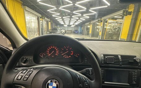 BMW 5 серия, 2001 год, 600 000 рублей, 8 фотография