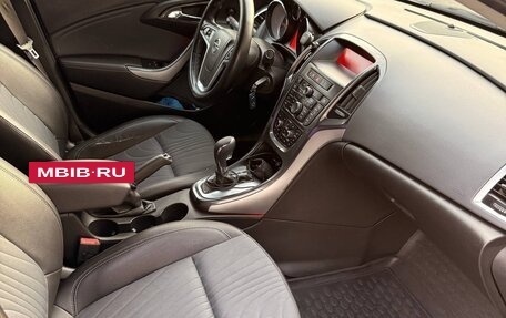 Opel Astra J, 2013 год, 690 000 рублей, 11 фотография