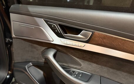 Audi A8, 2016 год, 2 800 000 рублей, 14 фотография