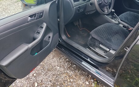 Volkswagen Jetta VI, 2013 год, 860 000 рублей, 4 фотография
