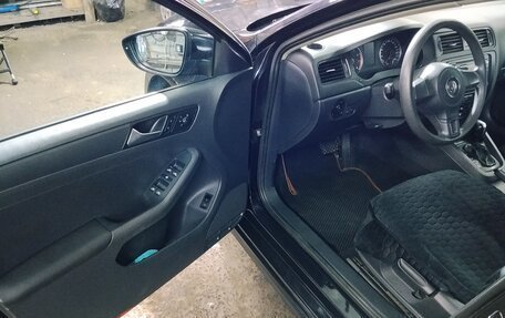 Volkswagen Jetta VI, 2013 год, 860 000 рублей, 9 фотография