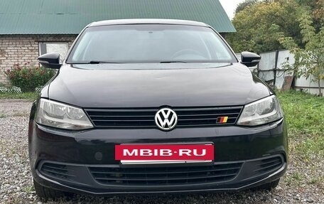 Volkswagen Jetta VI, 2013 год, 860 000 рублей, 12 фотография