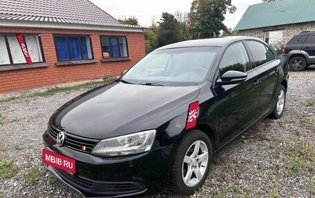Volkswagen Jetta VI, 2013 год, 860 000 рублей, 16 фотография