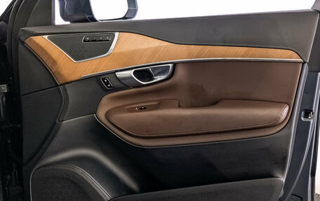 Volvo XC90 II рестайлинг, 2019 год, 3 540 000 рублей, 24 фотография