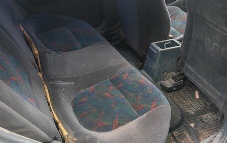 Nissan Almera, 2002 год, 30 000 рублей, 4 фотография