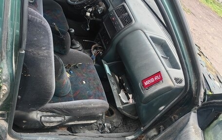 Nissan Almera, 2002 год, 30 000 рублей, 3 фотография