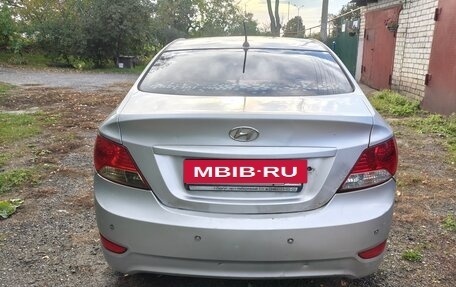 Hyundai Solaris II рестайлинг, 2011 год, 475 000 рублей, 4 фотография