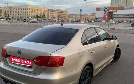 Volkswagen Jetta VI, 2013 год, 599 000 рублей, 4 фотография
