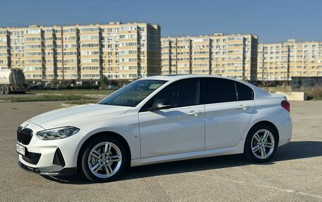 BMW 1 серия, 2022 год, 2 870 000 рублей, 9 фотография