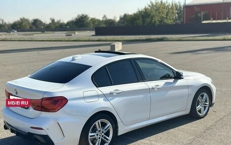BMW 1 серия, 2022 год, 2 870 000 рублей, 3 фотография
