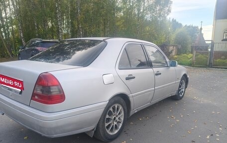 Mercedes-Benz C-Класс, 1994 год, 220 000 рублей, 2 фотография