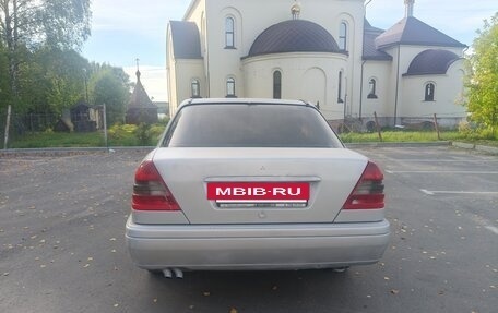 Mercedes-Benz C-Класс, 1994 год, 220 000 рублей, 3 фотография