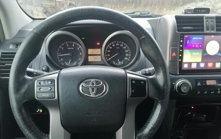 Toyota Land Cruiser Prado 150 рестайлинг 2, 2012 год, 2 650 000 рублей, 9 фотография