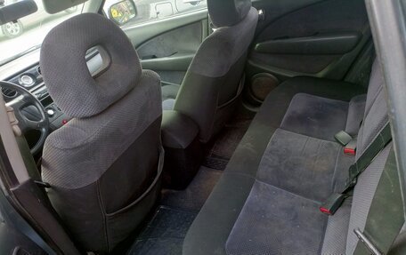 Mitsubishi Outlander III рестайлинг 3, 2003 год, 379 000 рублей, 9 фотография