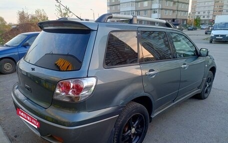 Mitsubishi Outlander III рестайлинг 3, 2003 год, 379 000 рублей, 7 фотография