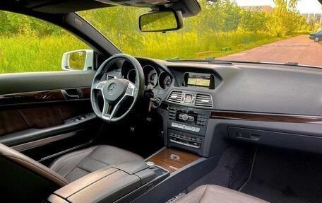 Mercedes-Benz E-Класс, 2014 год, 2 350 000 рублей, 2 фотография