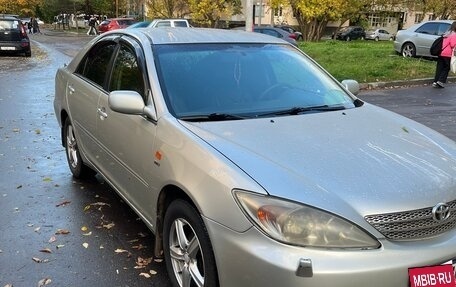 Toyota Camry V40, 2002 год, 730 000 рублей, 2 фотография