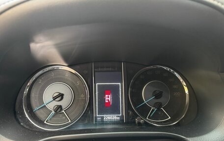 Toyota Fortuner II, 2018 год, 3 300 000 рублей, 10 фотография