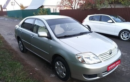 Toyota Corolla, 2004 год, 445 000 рублей, 1 фотография