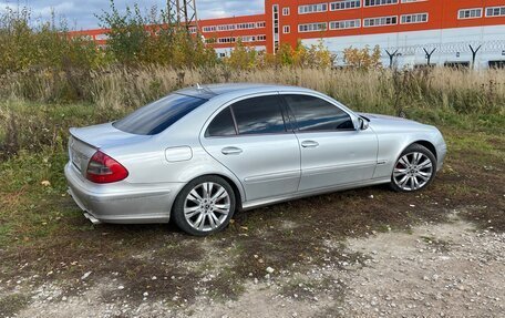 Mercedes-Benz E-Класс, 2007 год, 850 000 рублей, 2 фотография