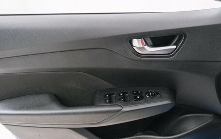 Hyundai Solaris II рестайлинг, 2017 год, 1 399 000 рублей, 20 фотография
