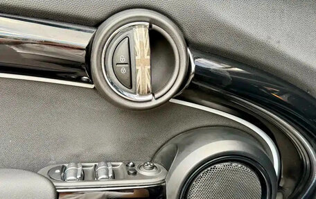 MINI Hatch, 2022 год, 1 800 000 рублей, 9 фотография
