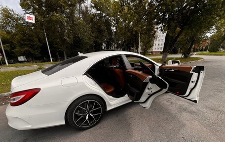Mercedes-Benz CLS, 2015 год, 3 250 000 рублей, 3 фотография