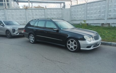 Mercedes-Benz E-Класс, 2004 год, 520 000 рублей, 1 фотография