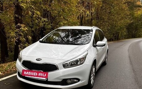 KIA cee'd III, 2013 год, 944 000 рублей, 2 фотография