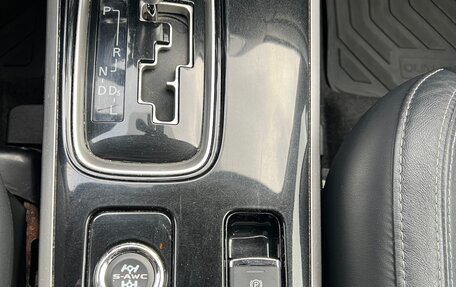 Mitsubishi Outlander III рестайлинг 3, 2021 год, 1 980 000 рублей, 11 фотография