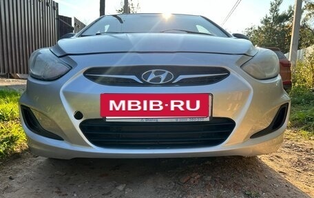Hyundai Solaris II рестайлинг, 2013 год, 550 000 рублей, 5 фотография
