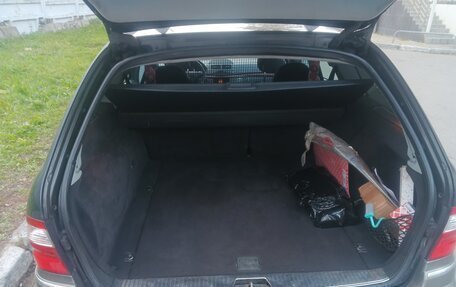 Mercedes-Benz E-Класс, 2004 год, 520 000 рублей, 16 фотография
