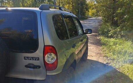 Chevrolet Niva I рестайлинг, 2015 год, 670 000 рублей, 18 фотография