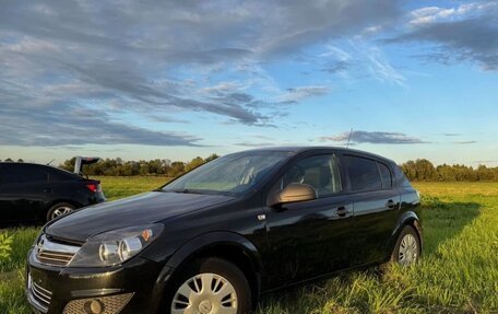Opel Astra H, 2012 год, 610 000 рублей, 4 фотография