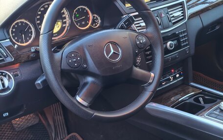 Mercedes-Benz E-Класс, 2012 год, 1 870 000 рублей, 5 фотография