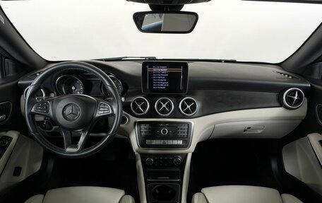 Mercedes-Benz CLA, 2018 год, 2 300 000 рублей, 14 фотография
