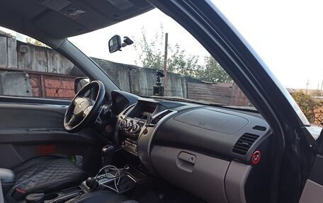 Mitsubishi Pajero Sport II рестайлинг, 2011 год, 1 450 000 рублей, 6 фотография