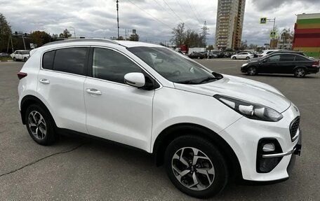 KIA Sportage IV рестайлинг, 2020 год, 2 200 000 рублей, 2 фотография