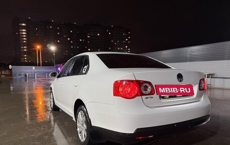 Volkswagen Jetta VI, 2010 год, 750 000 рублей, 7 фотография