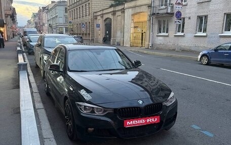 BMW 3 серия, 2018 год, 2 300 000 рублей, 1 фотография