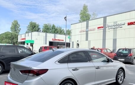 Hyundai Sonata VII, 2018 год, 1 670 000 рублей, 4 фотография
