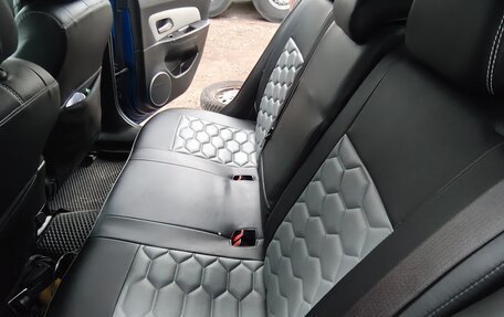 Chevrolet Cruze II, 2011 год, 550 000 рублей, 5 фотография