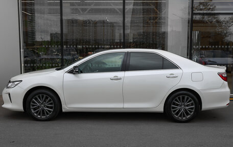 Toyota Camry, 2015 год, 1 998 000 рублей, 8 фотография