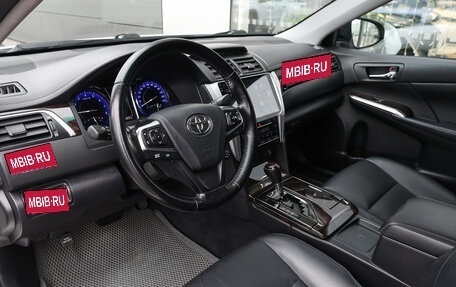 Toyota Camry, 2015 год, 1 998 000 рублей, 16 фотография