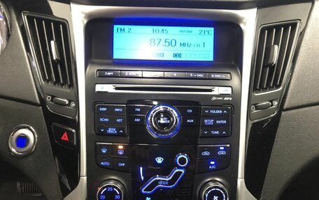 Hyundai Sonata VI, 2011 год, 1 420 000 рублей, 12 фотография