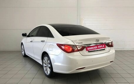 Hyundai Sonata VI, 2011 год, 1 420 000 рублей, 8 фотография