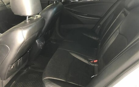 Hyundai Sonata VI, 2011 год, 1 420 000 рублей, 14 фотография