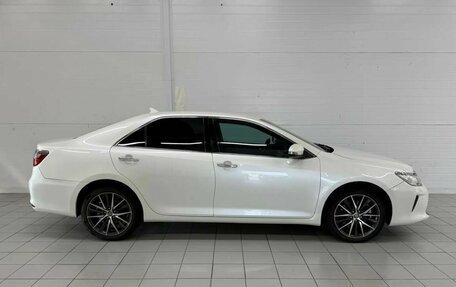 Toyota Camry, 2015 год, 1 970 000 рублей, 4 фотография